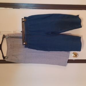 Capris/pedal pushers lot of 2